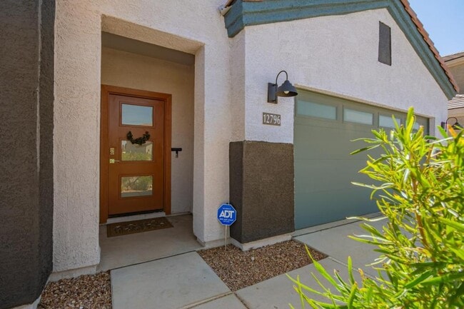 Building Photo - 12796 E Giada Dr