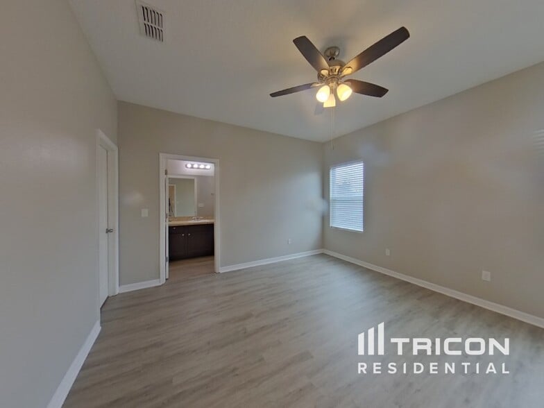 Building Photo - 3842 Saltmarsh Loop