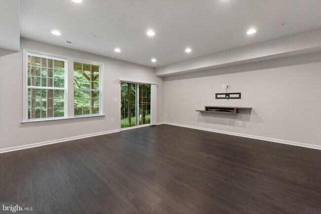 Building Photo - 12925 Sweet Christina Ct
