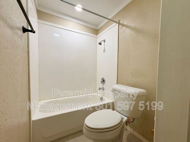 Building Photo - 353 S 1100 E