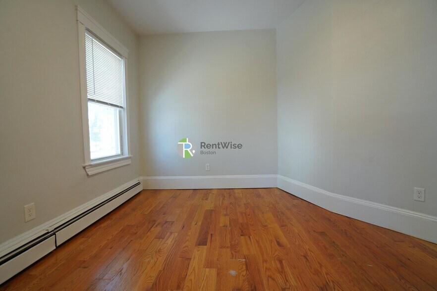 Building Photo - 88 Hampshire St