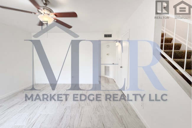 Building Photo - 2Bed/1.5Bath Townhome at Glendale/43rd Ave! Ready for Immediate Move-In!