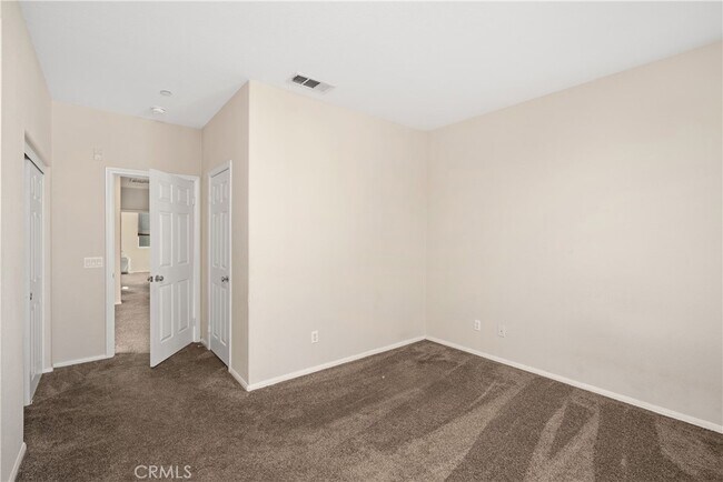 Building Photo - 534 N Cabernet Dr