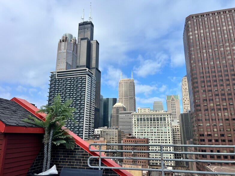 Building Photo - 161 W Harrison St