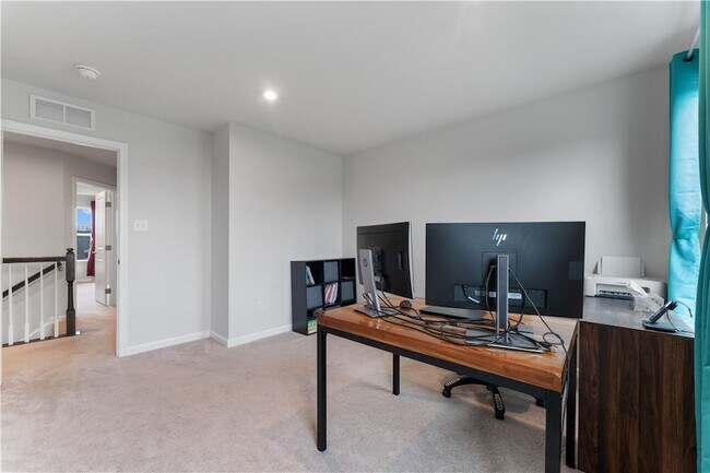 Building Photo - 5103 Spruce Rd