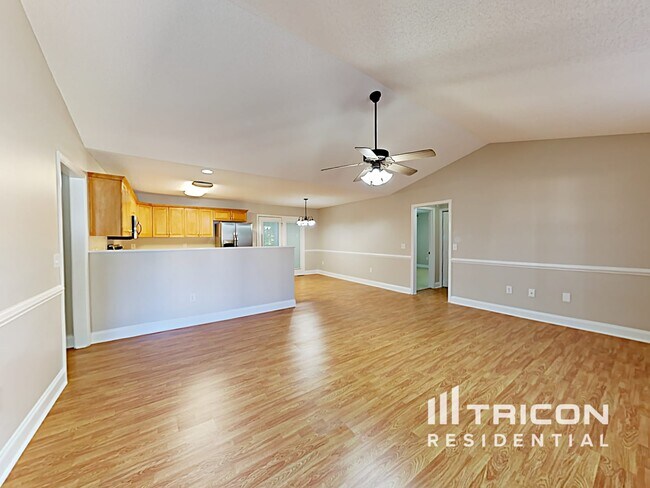Building Photo - 657 Beavers Cove Ln NW