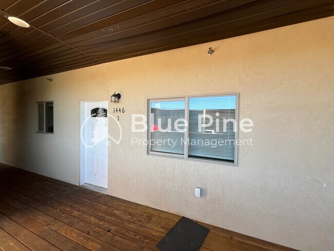 Building Photo - 1446 E 17th St