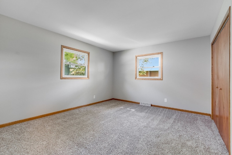 Building Photo - 2040 Blueberry Ln