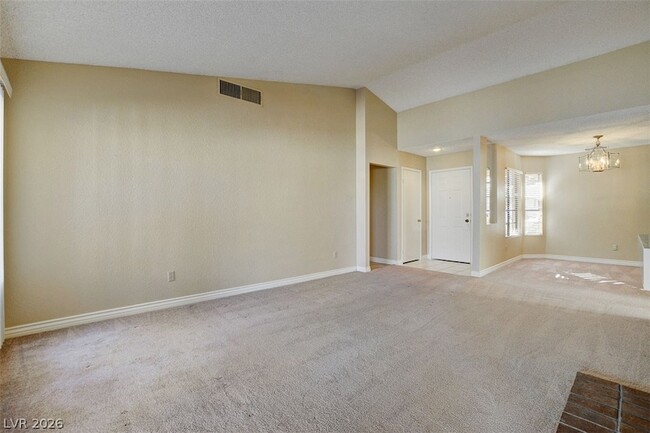 Building Photo - 2302 Fairbourne Way