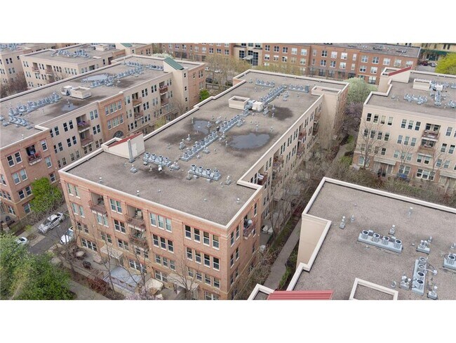 Building Photo - 545 N 1st St