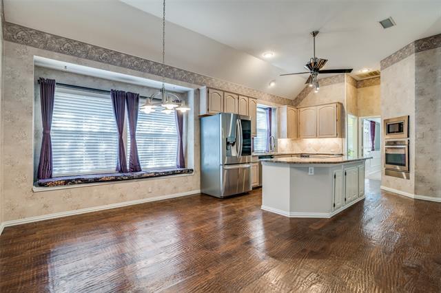 Building Photo - 6217 Palomino Dr