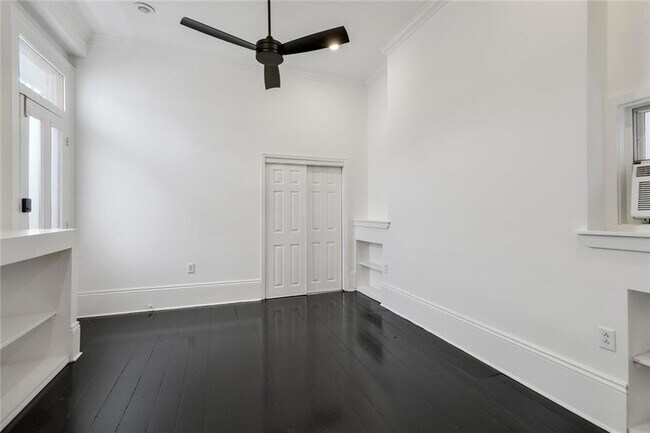 Building Photo - 1625 Second Street Unit 2