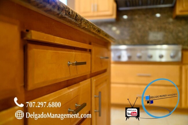 Building Photo - Benicia! Waters End five bedrooms, four baths and over 4,300SF available now!