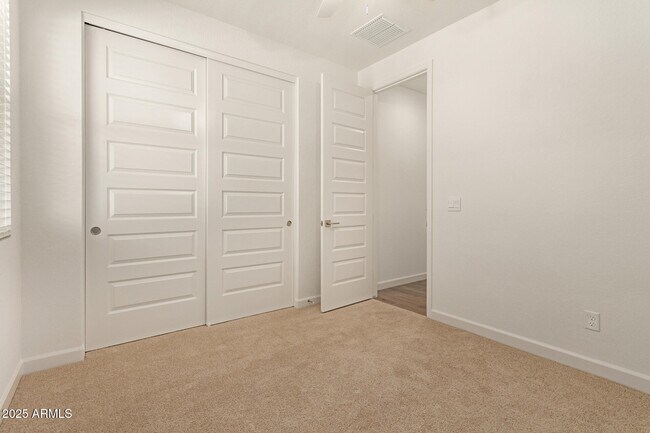 Building Photo - 17735 W Msn Ln