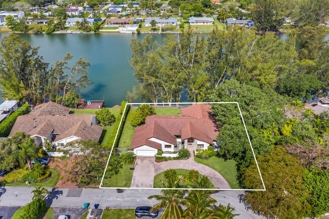 Building Photo - 5800 SW 73rd Ave