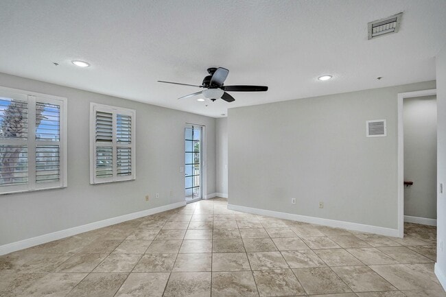 Building Photo - 1252 Piazza Antinori