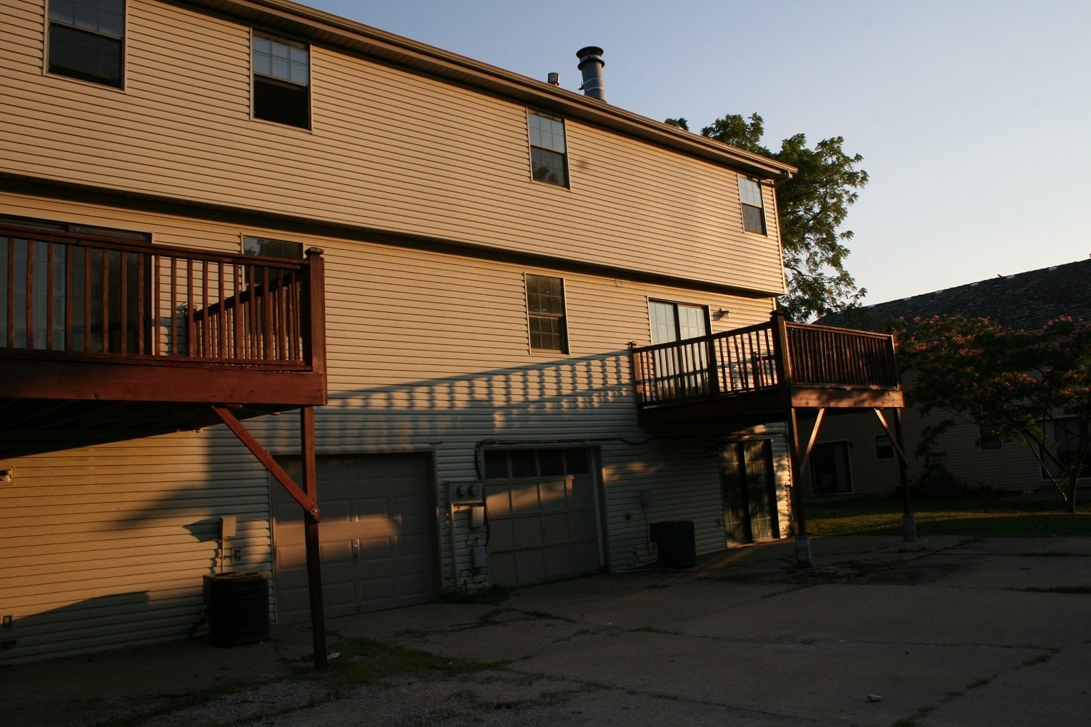 Building Photo - 14134 W 88th Pl