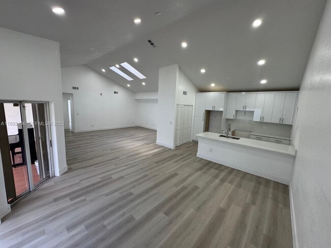 Building Photo - 8754 NW 149th Terrace