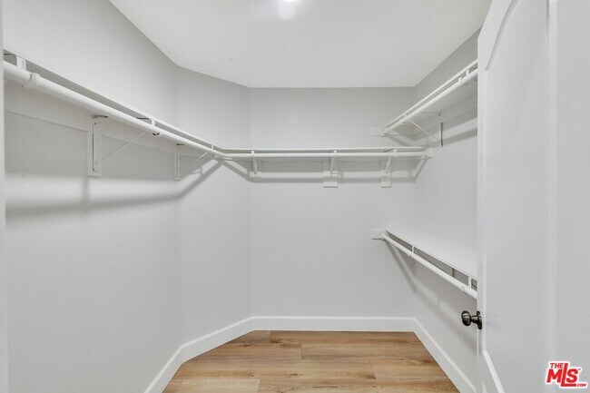 Building Photo - 4477 Woodman Ave