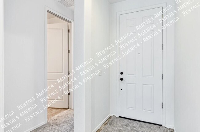 Building Photo - 6855 S Benedetti Ct
