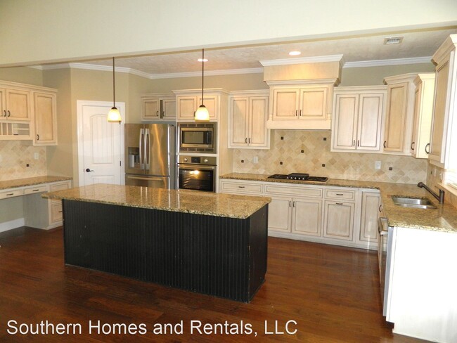Building Photo - 4 br, 3 bath House - 4001 Stowe Drive