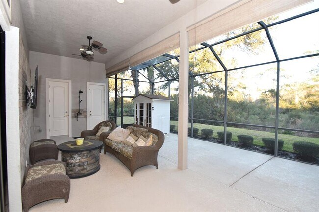 Building Photo - 43 Jasmine Dr