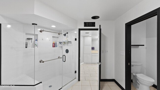 Building Photo - 871 Via Alegre Ln