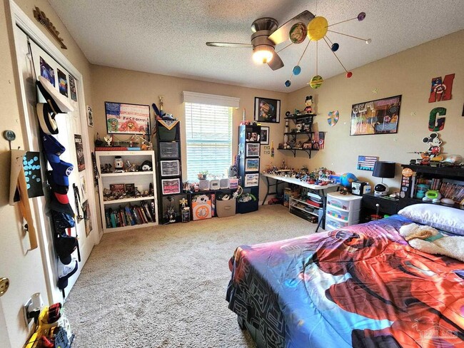 Building Photo - 912 Wine Pointe Dr