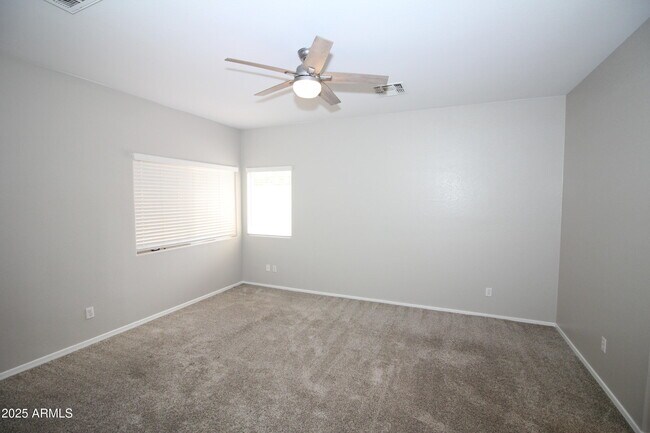 Building Photo - 8166 W Rose Garden Ln