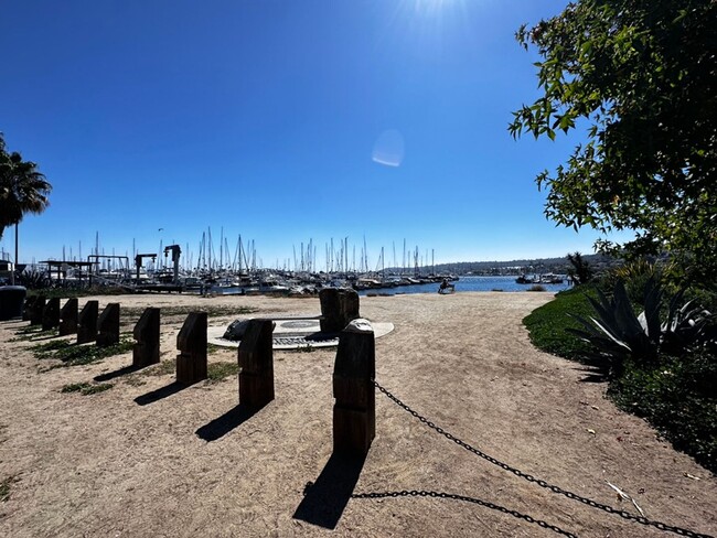 Building Photo - Studio in Point Loma