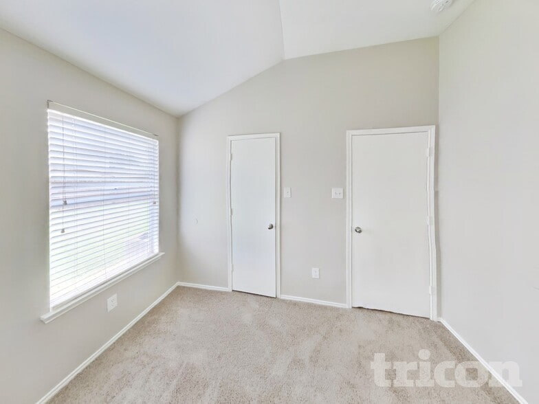 Building Photo - 1403 Glens Ferry Ln