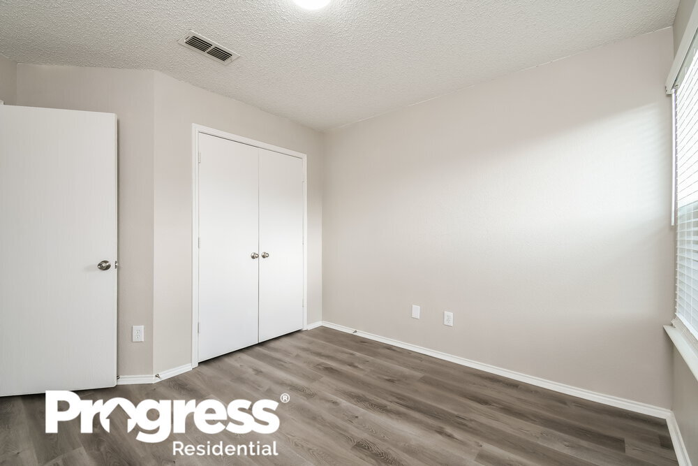 Building Photo - 2412 Ensenada Ln