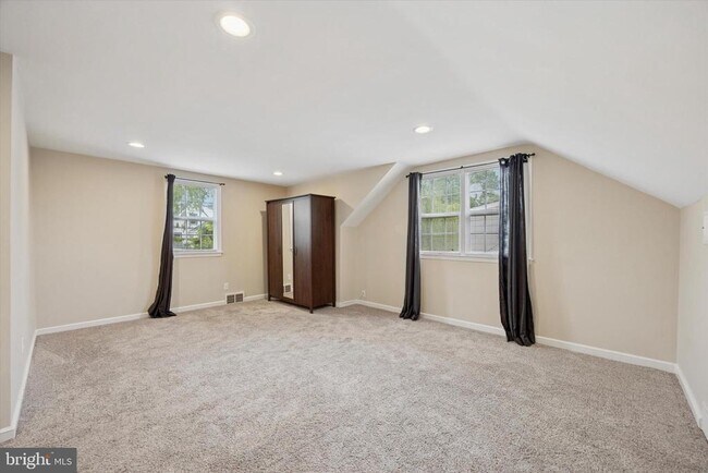 Building Photo - 116 Walnut Hill Ln