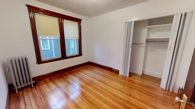 Building Photo - 306 Fellsway W