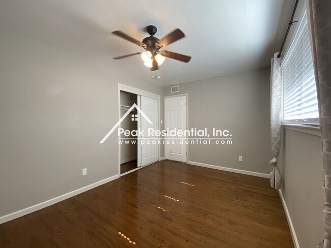 Building Photo - Wonderful  Fair Oaks 3bd/2.5ba Home with R...