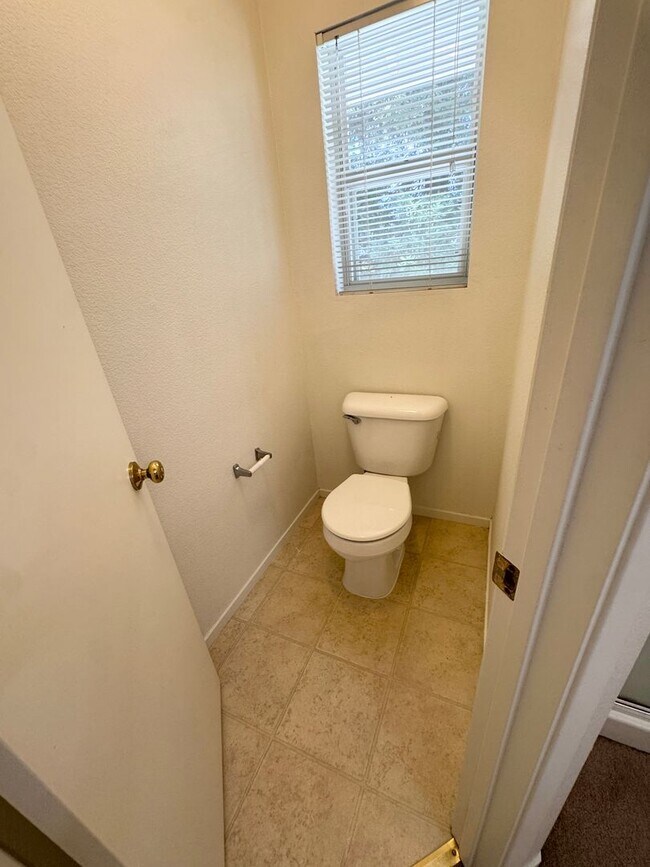 Building Photo - 310 Brightstone Cir