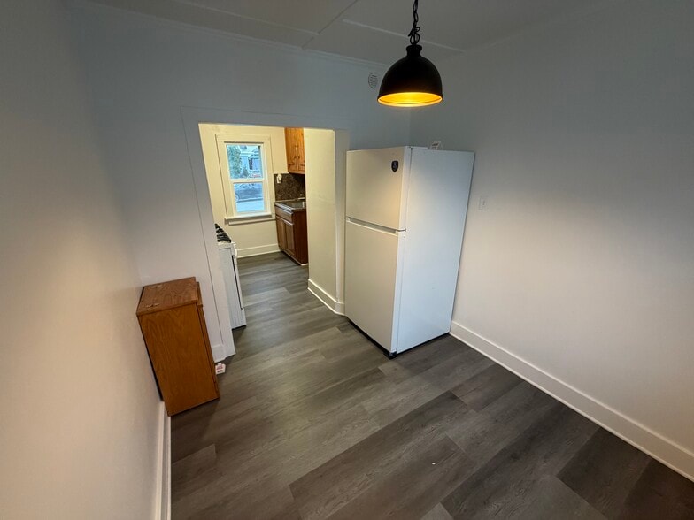 Dining Room - 6318 W Grant St