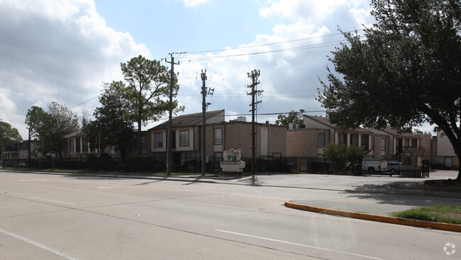 Building Photo - Park on Westview