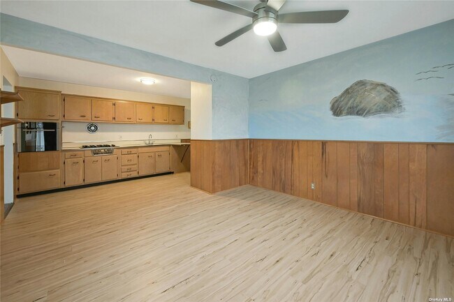 Building Photo - 28 Morewood Dr