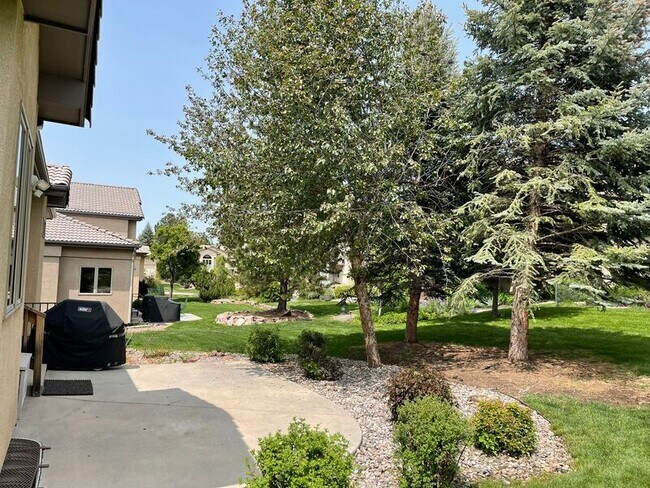 Building Photo - 2795 Stonewall Heights