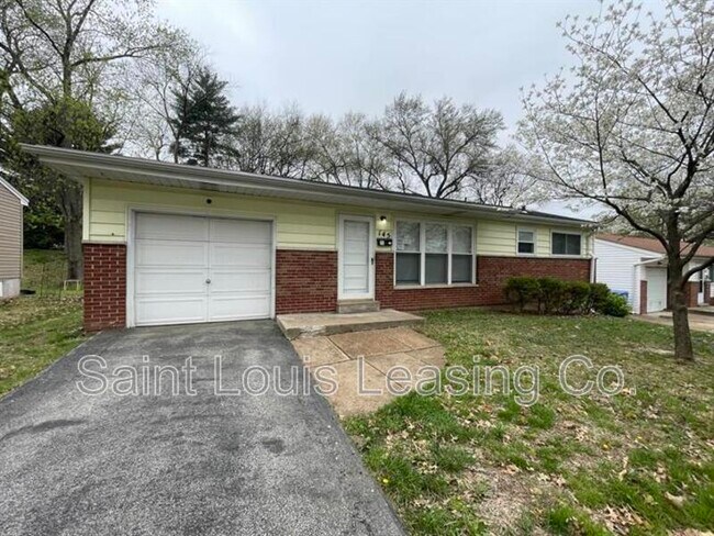 Building Photo - 145 Clearview Dr