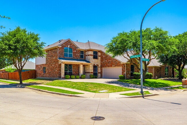 Building Photo - **This home checks all the boxes!**
