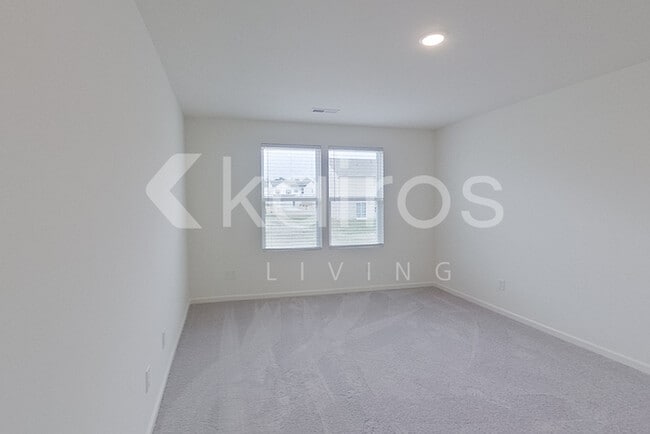 Building Photo - 7016 Moss Creek Way