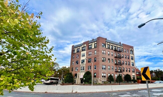 Building Photo - 7435 JFK Blvd E