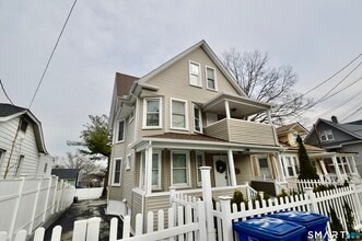 Building Photo - 32 Boston Terrace