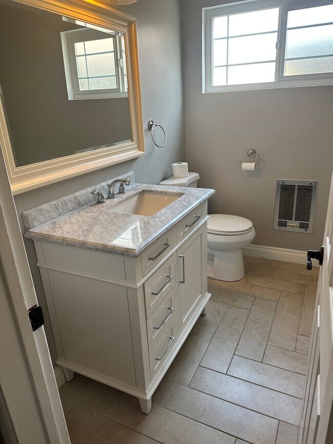 Building Photo - Valley Spring, 11339-11345