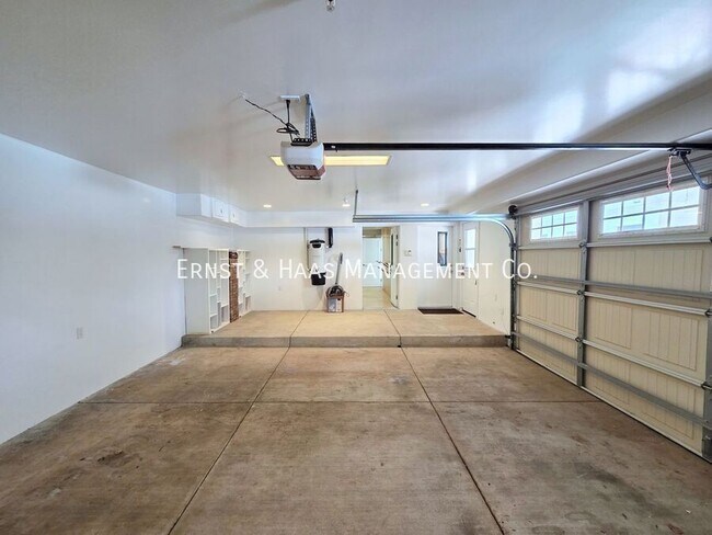 Building Photo - 1848 Benecia Ave