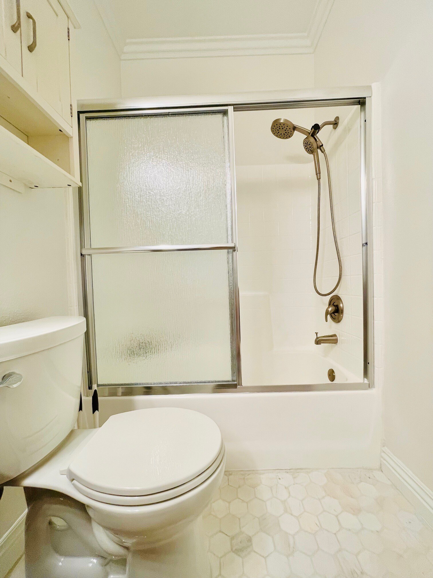 Building Photo - 40 Mesquite