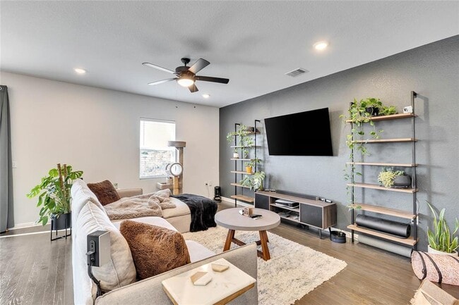 Building Photo - 13004 Titanium St