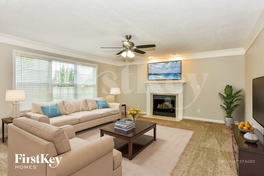 Building Photo - 1161 Castlewood Dr